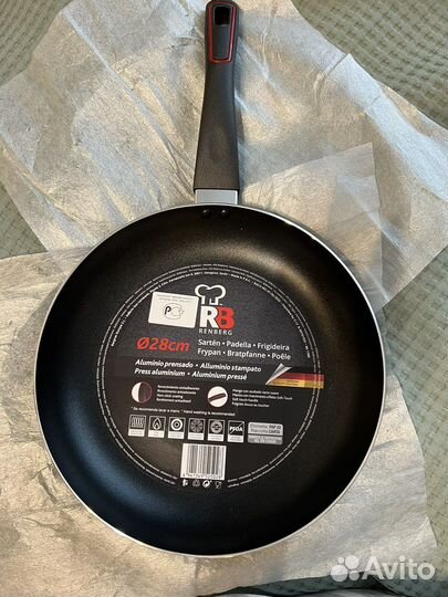 Сковорода новая 24см, 28см