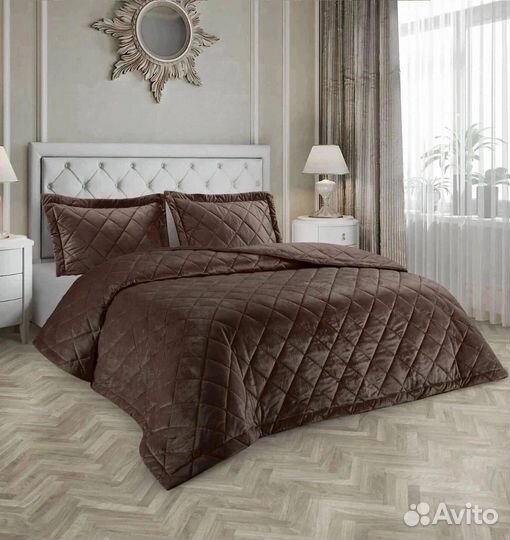 Стеганное покрывало велюр однотонный