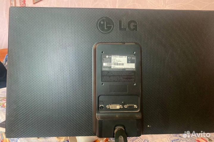 Монитор LG