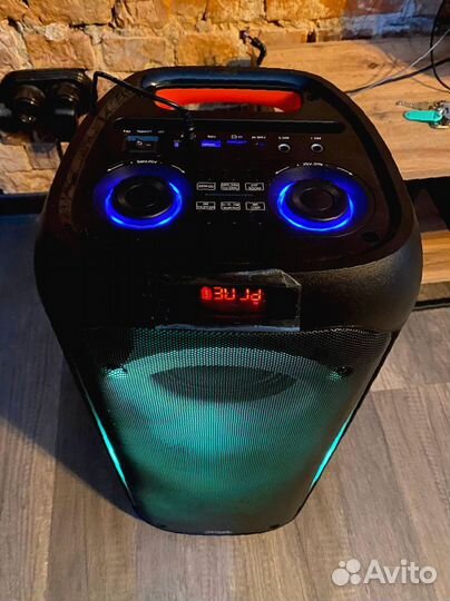 Блютуз колонка караоке