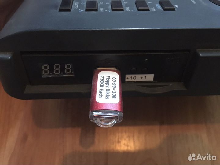 Секвенсор Roland MC50