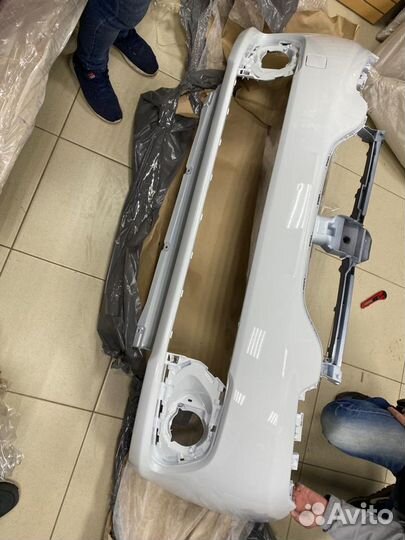 Бампер Логан 2 цвет 369 blanc glacier