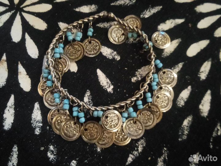 Браслет с манетками