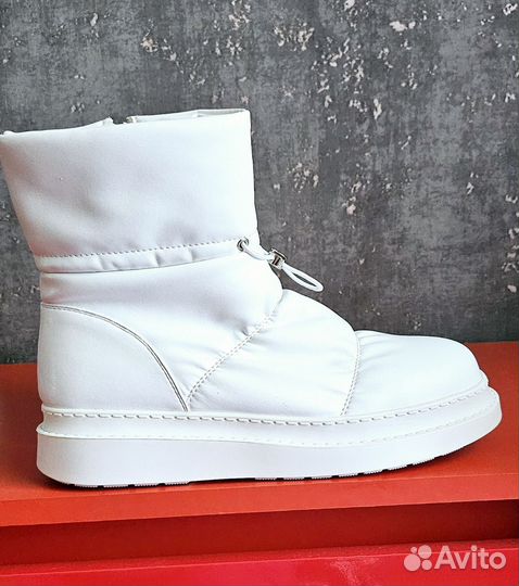 Ботинки женские зимние 41 р