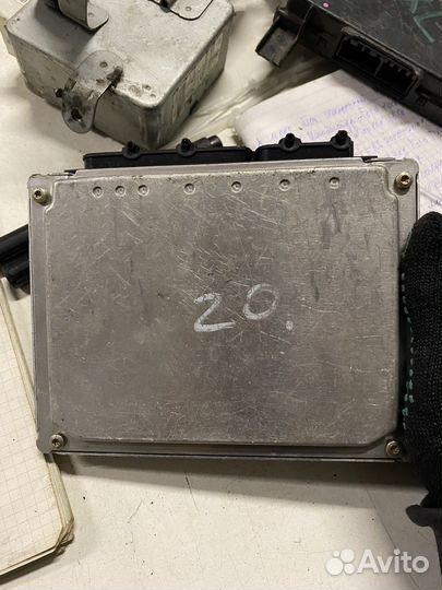 Блок управления двигателем AEB Volkwagen Passat B5