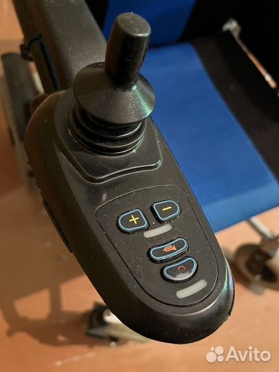 Инвалидная коляска с электроприводом Armed FS111A