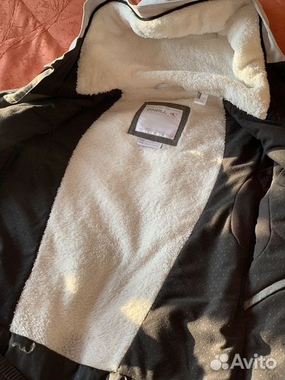 Горнолыжная курточка O'Neill 44 (М) размера