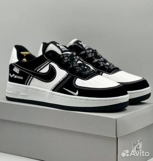 Кроссовки Nike Air Force 1 Low