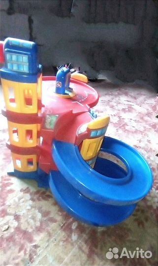 Гараж парковка игрушка