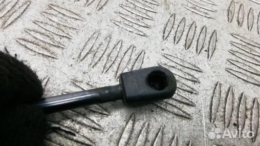 Амортизатор 3-5 двери dodge caliber (GNI02OU02)