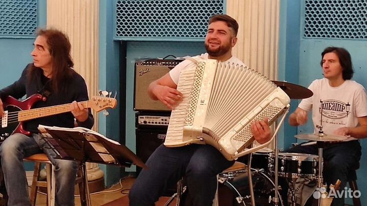 Аккордеонист. Известные песни и мелодии