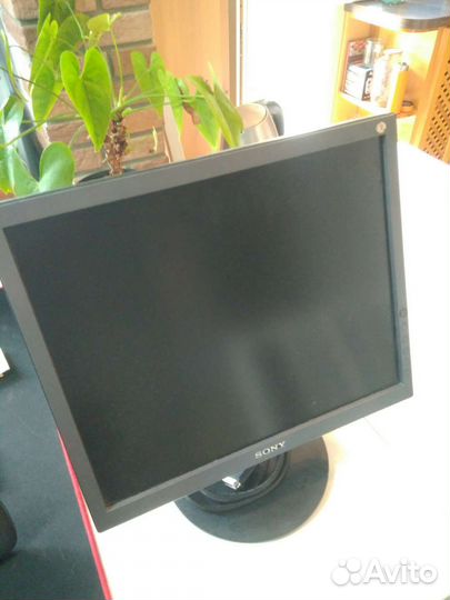 Монитор Sony SDM-S94