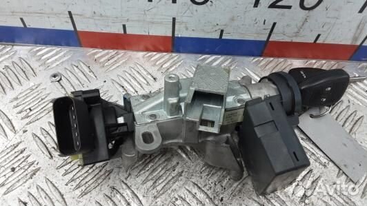 Замок зажигания dodge caliber (8AR09J101)