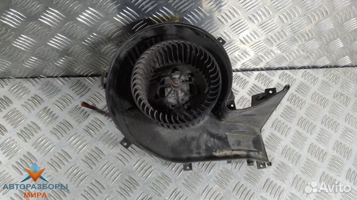 Моторчик печки Opel Vectra C 2004 985852T