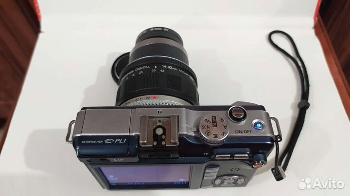Фотоаппарат Olympus Pen E-PL1 Kit