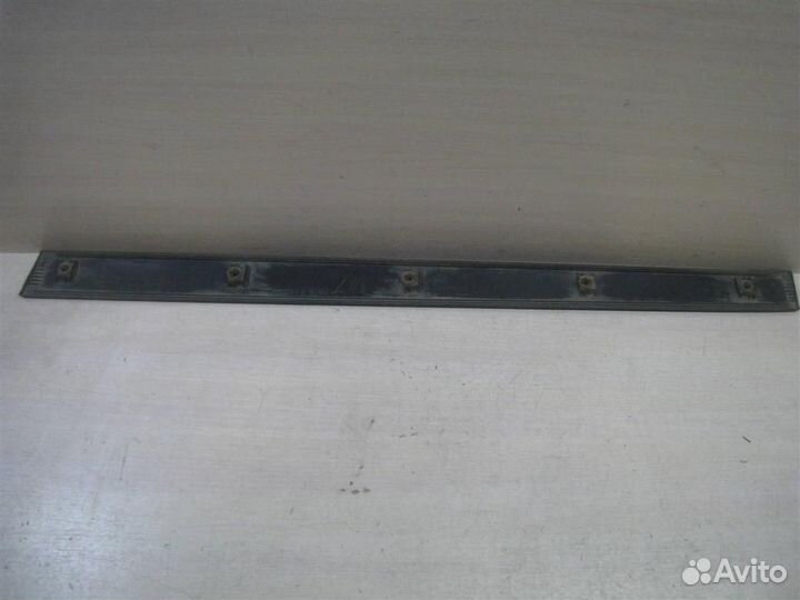 Молдинг двери передней левой Subaru Tribeca WX 20