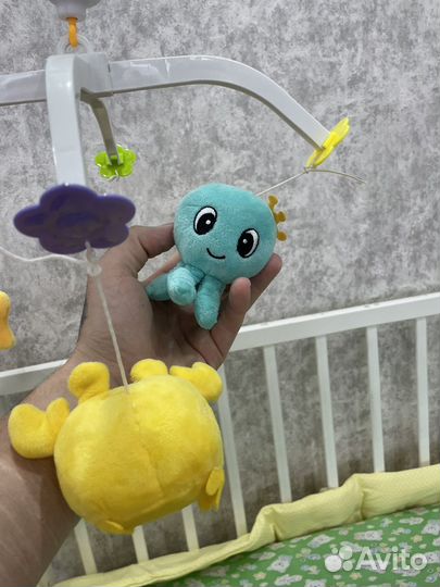 Мобиль на кроватку happy