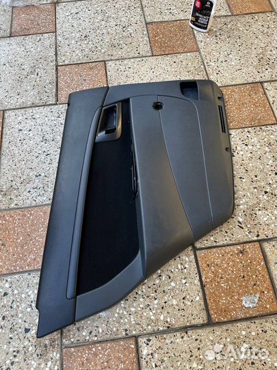 Задняя левая дверная карта приора 2