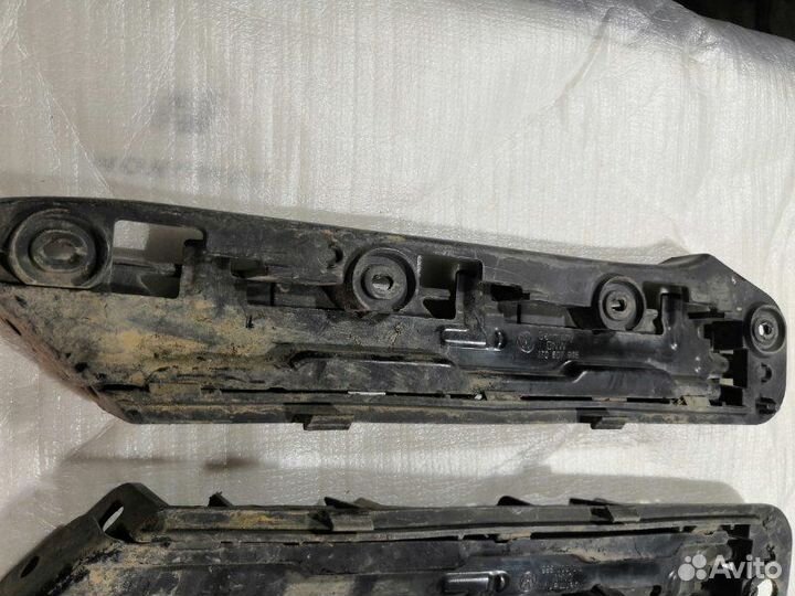 Крепление бампера Volkswagen Touran 1 2004