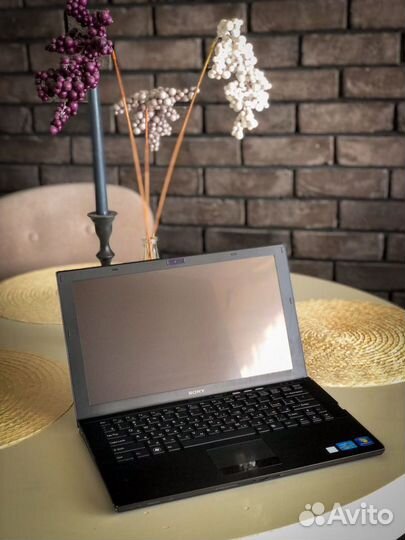 Ноутбук sony vaio i5