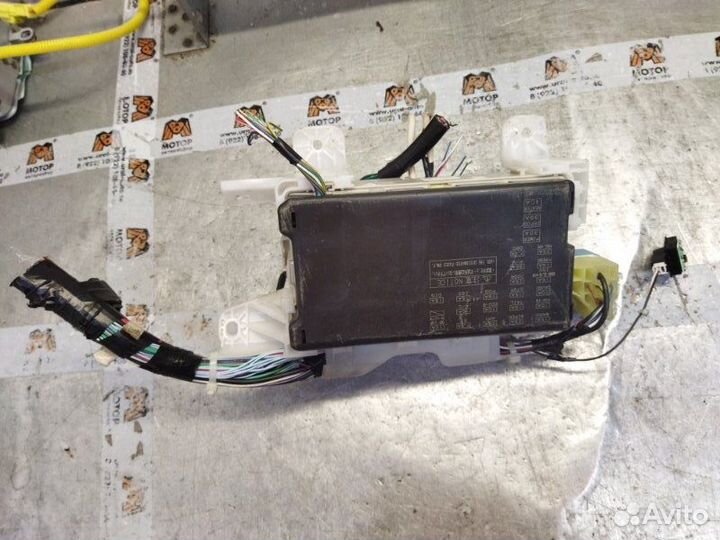 Блок предохранителей Toyota Corolla E12 1.4 4zzfe