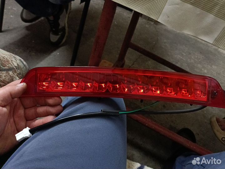 Дублирующий фонарь стопсигнала