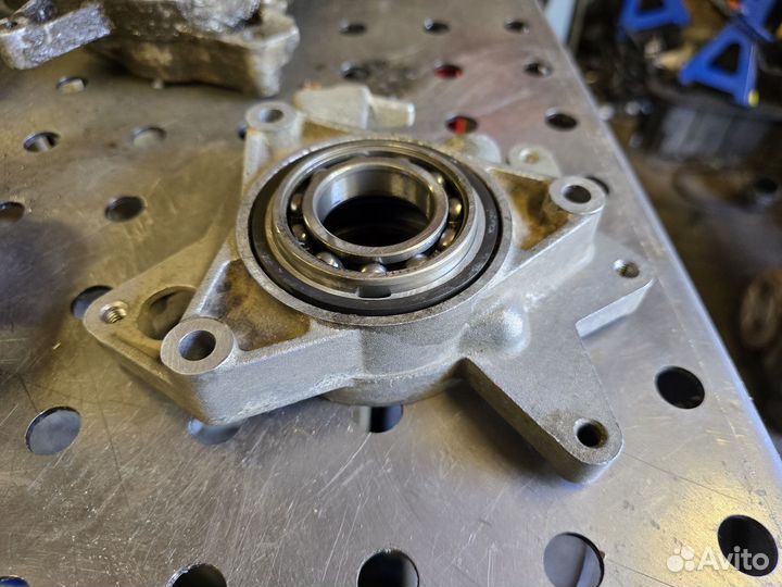 Корпус подшипника левого привода АКПП 5hp19 5hp24