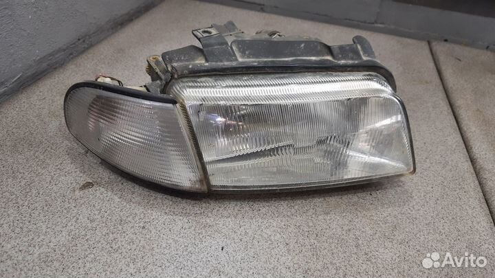Передняя правая фара Valeo Audi A4B5 Дорест