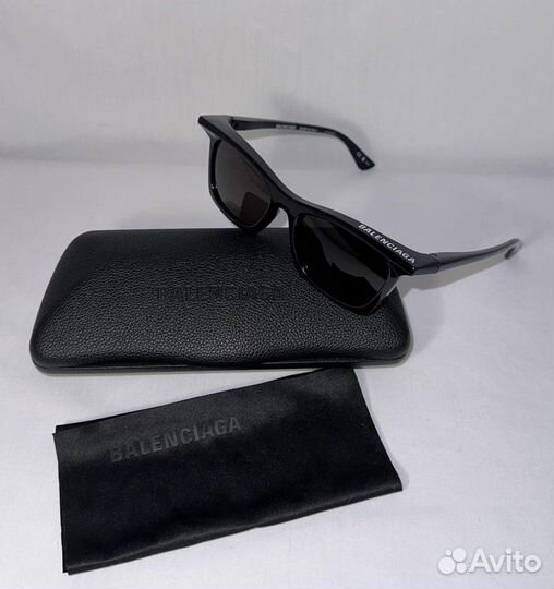 Очки balenciaga