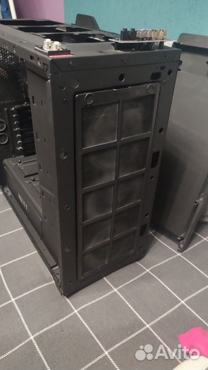 Корпус nzxt H440