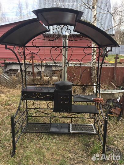 Кованые мангалы с крышей