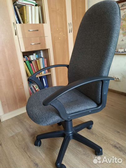 Компьютерное кресло руководителя Chairman Новое