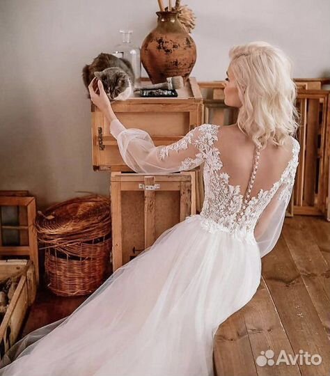 Свадебное платье