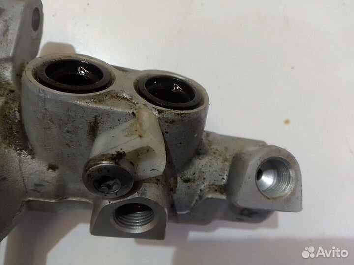 Главный тормозной цилиндр (Renault Captur)