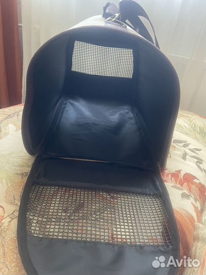 Переноска для кошек и собак