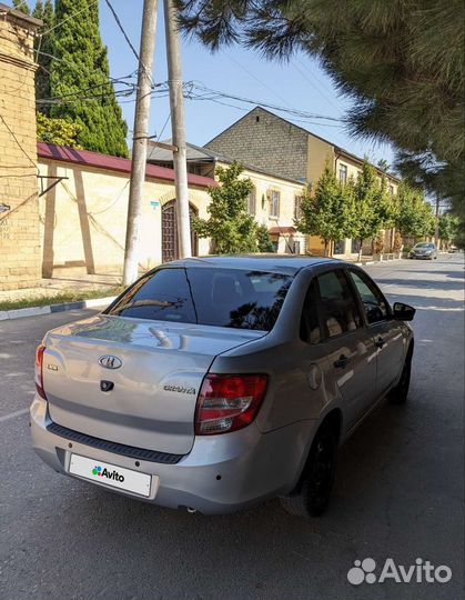 LADA Granta 1.6 AT, 2017, битый, 145 000 км