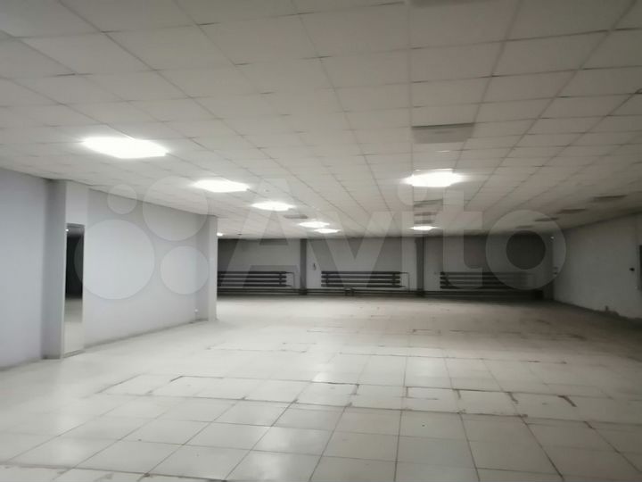 Свободного назначения, 870 м²