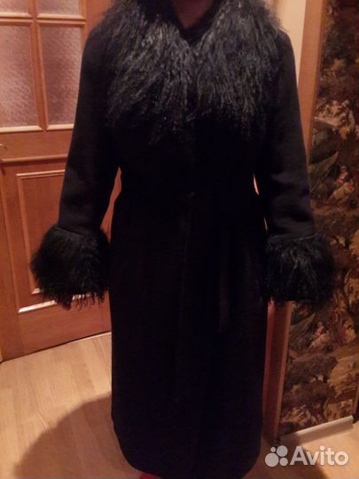 Продается зимнее пальто