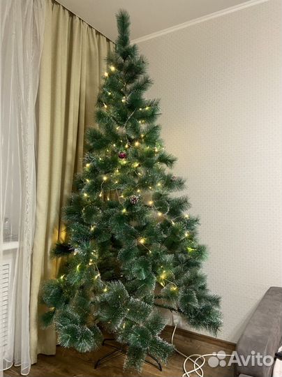 Елка искусственная 240