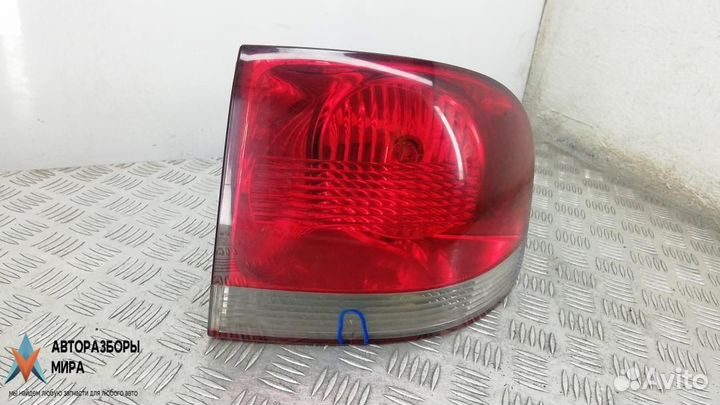 Фонарь задний правый Volkswagen Touareg 2004