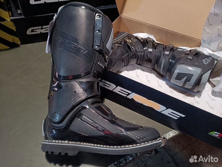 Мотоботы Gaerne sg12