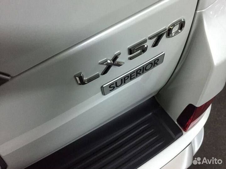 Lexus LX570 / LX450d Шильдик superior X9HG9