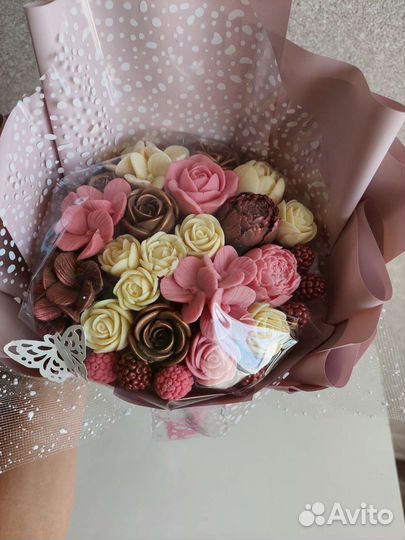 Букеты из шоколодадных цветов -микс