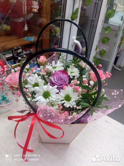 Живые цветы букеты с доставкой