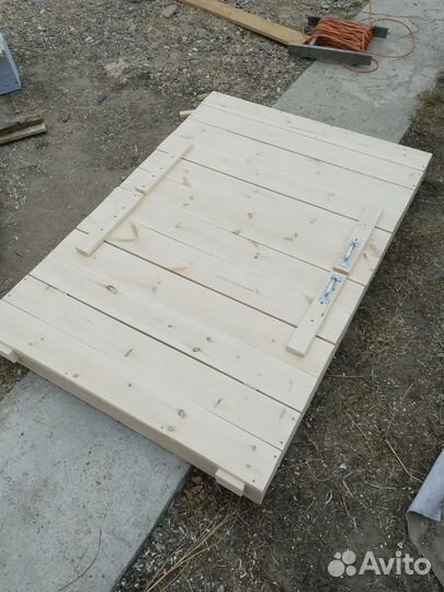 Детская песочница с крышкой