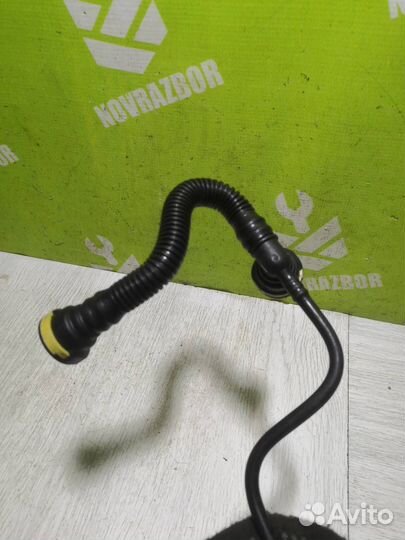 Трубка картерных газов Пежо 206