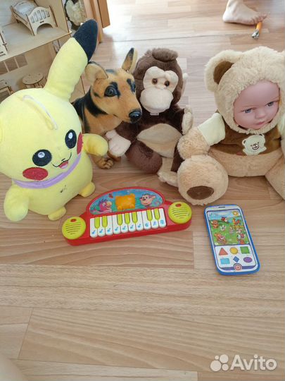 Мягкие игрушки и музыкальные игрушки