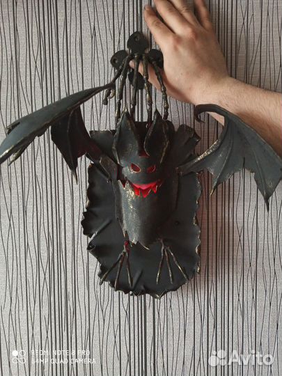 Летучая мышь