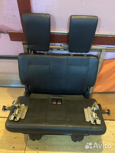 Третий ряд сидений mitsubishi pajero 4