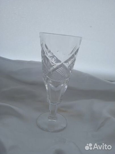 Хрустальные рюмки